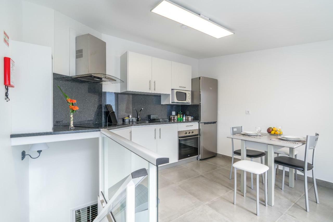Casa Bonecas 2 # Private Garage Included # Holiday home *